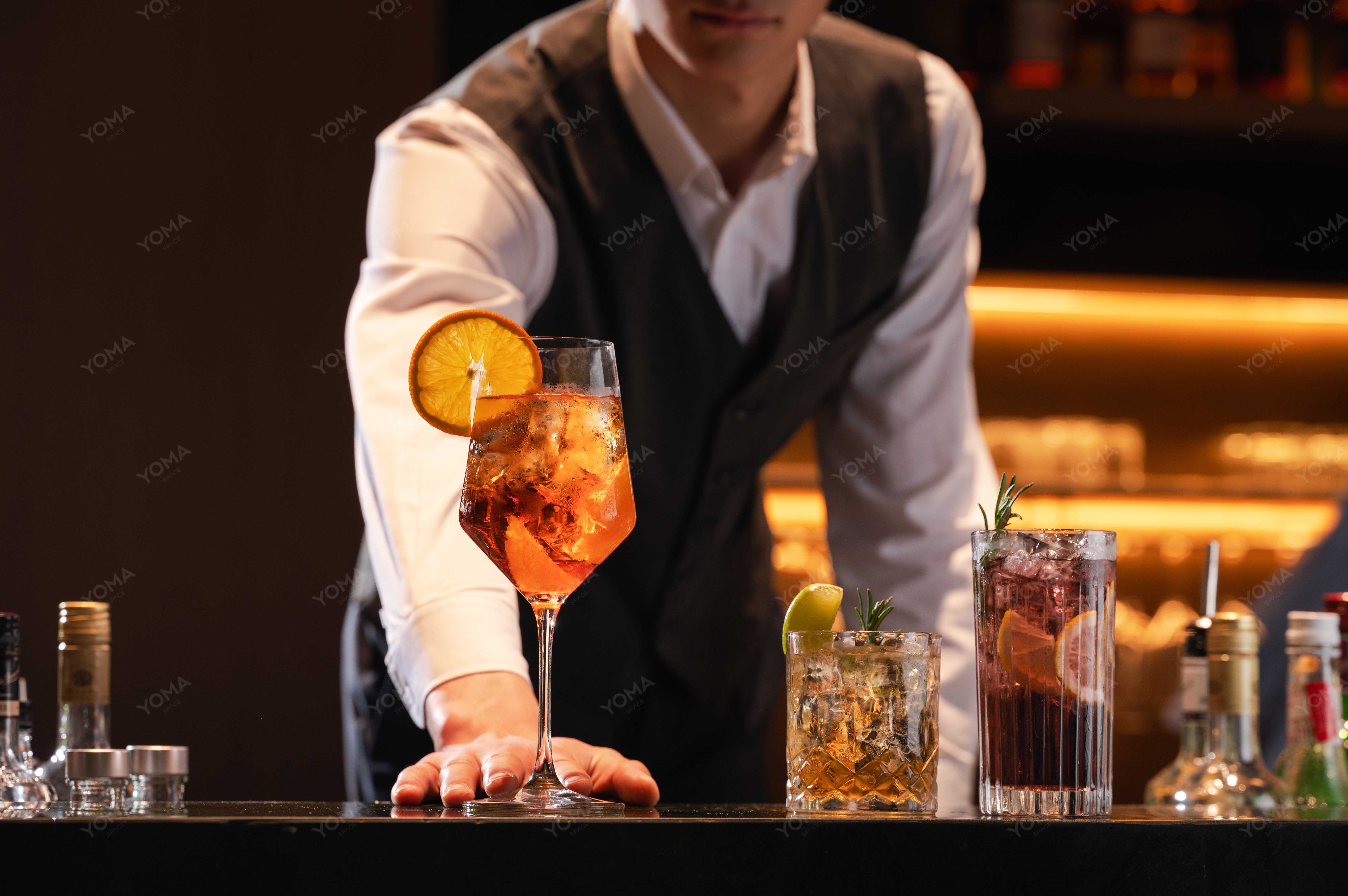 行政酒廊_调酒 (4).jpg