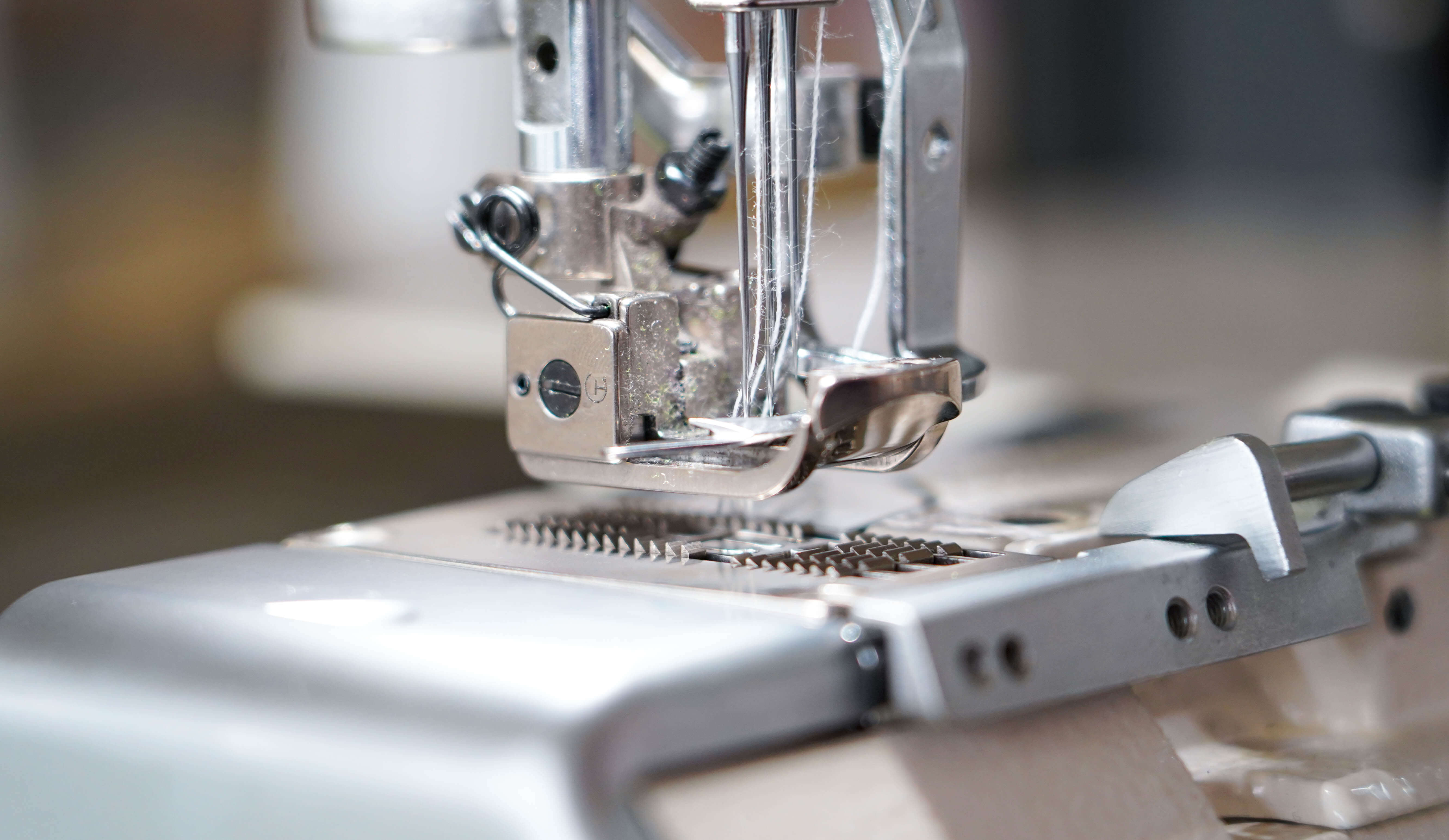 "HW78V：1电脑数字化控制抬压脚.jpg"