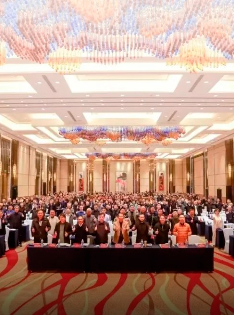 "悍马助力江西省土木建筑学会"