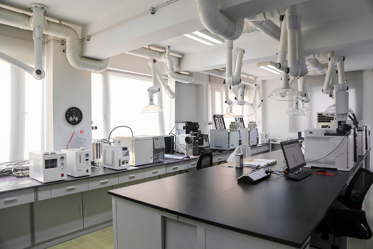 "悍马研发中心小.jpg"